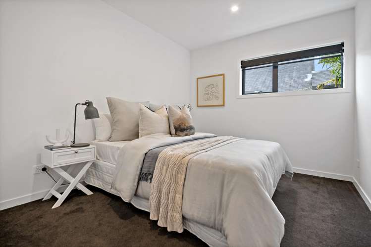 12a Derby Downs Place Ellerslie_13