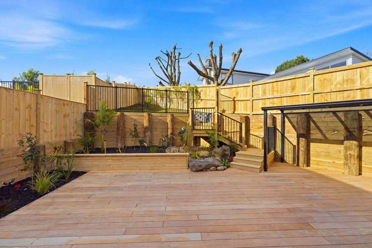 2 Antler Lane Greenhithe_41