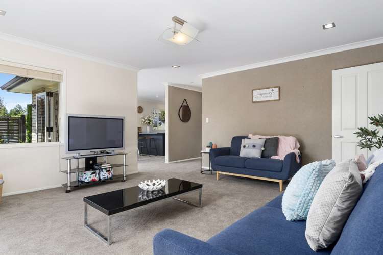 12 Te Otinga Place Pyes Pa_8