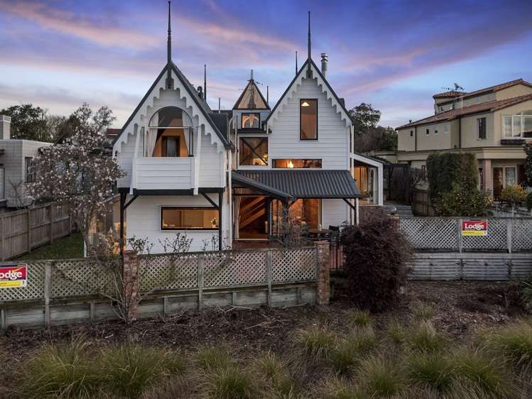 58a Lake Crescent Hamilton Lake_20