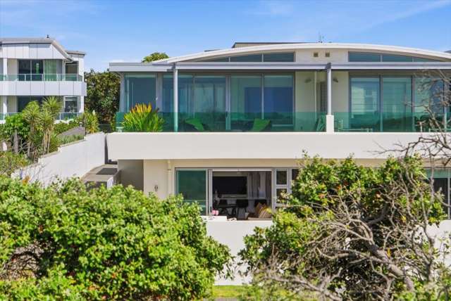 2/135 Marine Parade Mount Maunganui_2