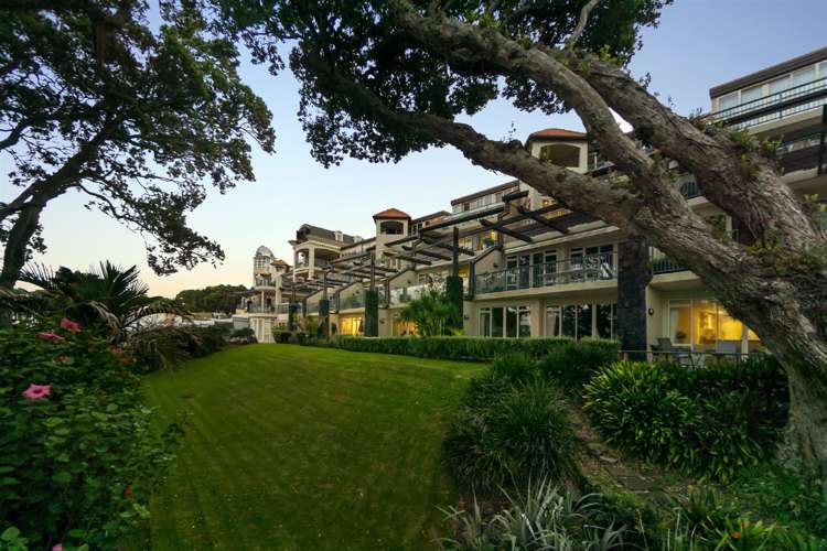 8/47 The Strand Takapuna_18