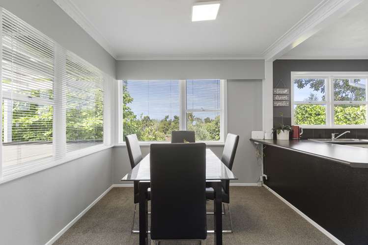 5b Tirimoana Road Te Atatu South_7