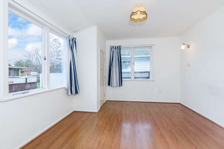 38 Buscomb Avenue Henderson_10