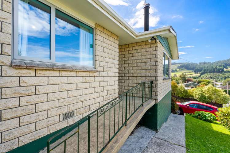 4 Springdon Avenue Sawyers Bay_18