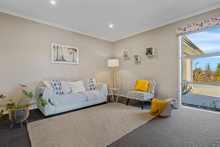 7 Barnsley Crescent West Melton_6