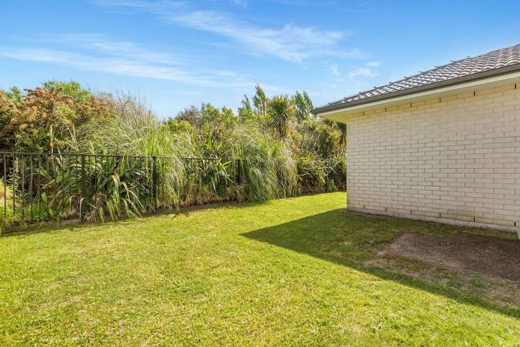61 Hills View Drive Papamoa_13