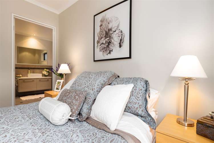 15 Pine Hill Rise Fairhall_23