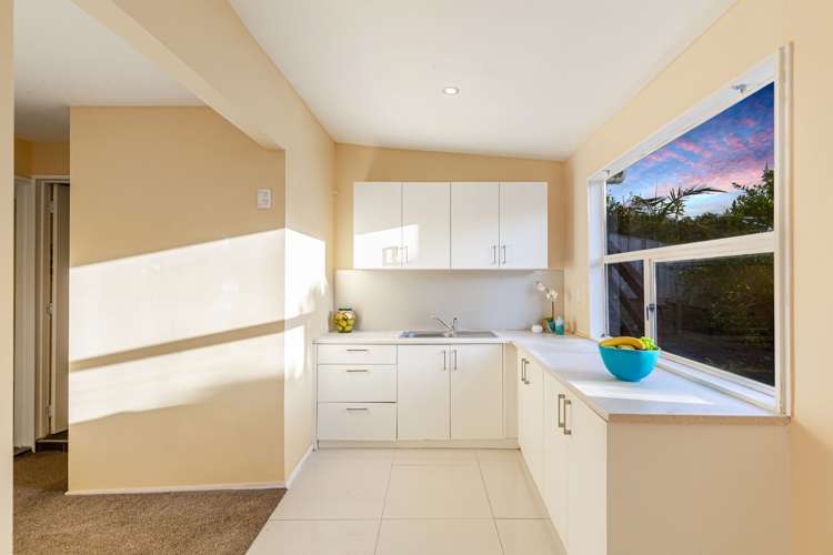 37 Kamara Road Glen Eden_12