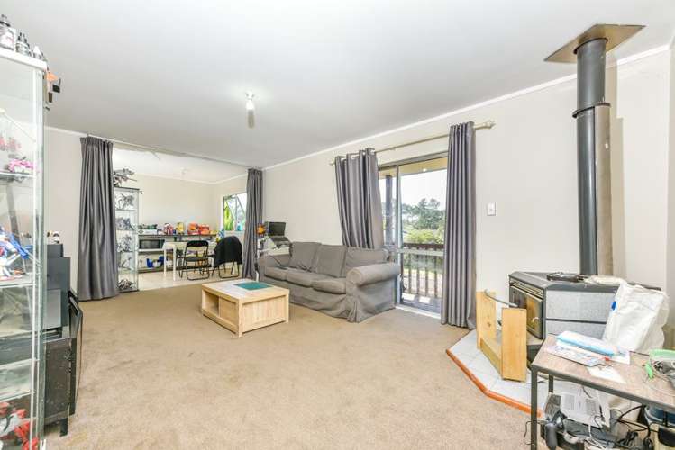 10 Quincey Place Massey_9