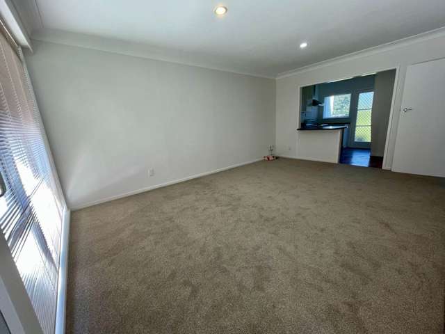 2/3 Evelyn Place Hillcrest_1