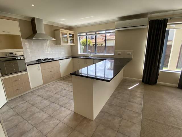 41 Coachman Drive Flat Bush_2