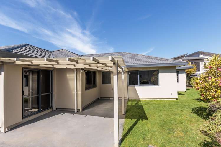 80 Erlestoke Crescent Churton Park_18