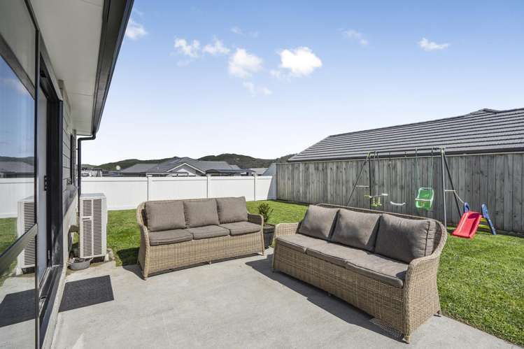 9 Craigie Way Wainuiomata_14