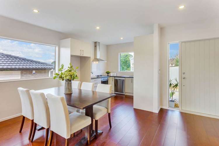 2/137 Victoria Street Onehunga_4