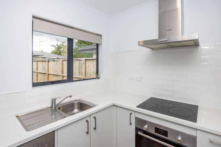 4/8 Keitha Place Glenview_15