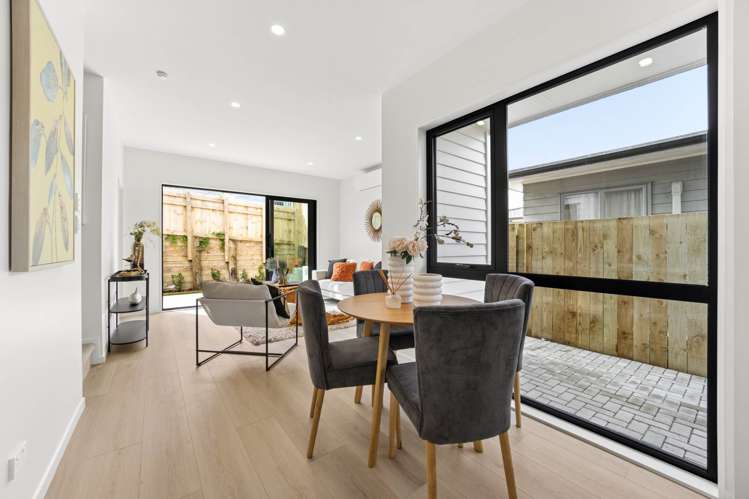 Lots 2-5/48 Kelwyn Road Kelston_5