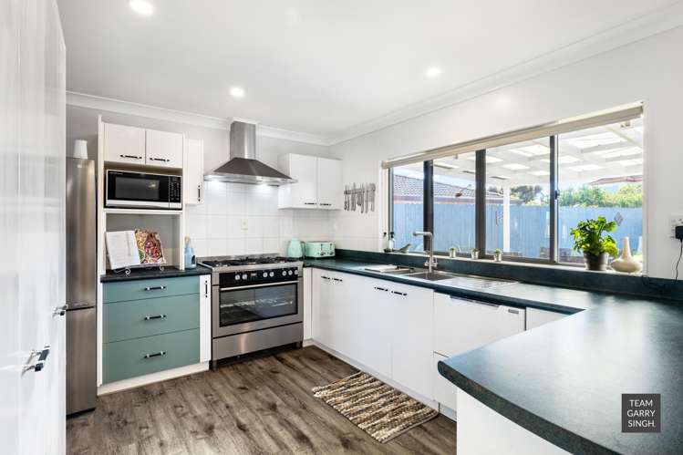 74 Longford Park Drive Takanini_9