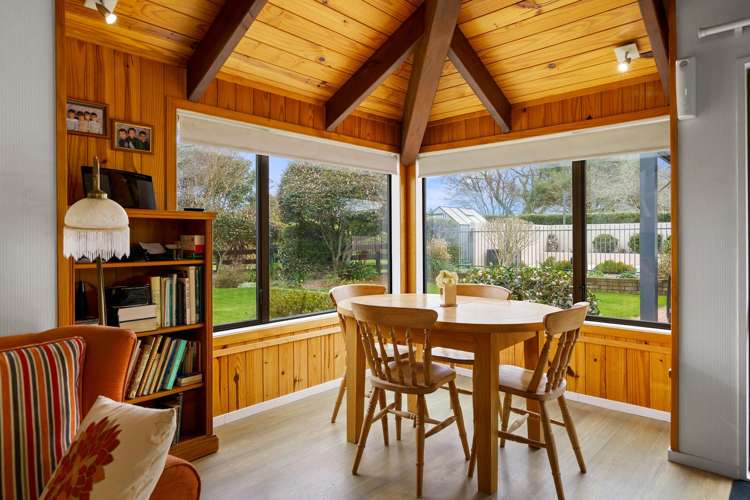 347 Racecourse Road Cambridge_23