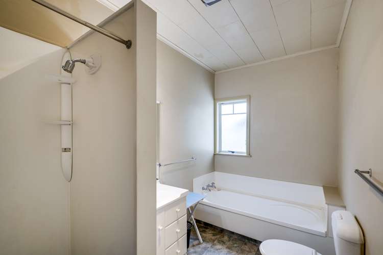 253 Georges Drive Napier South_12