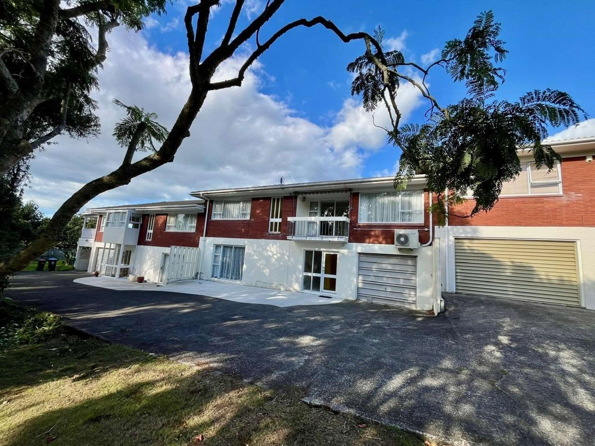 2/105 Landscape road Mount Eden_0