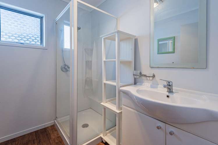 36B Nottingham Road_5