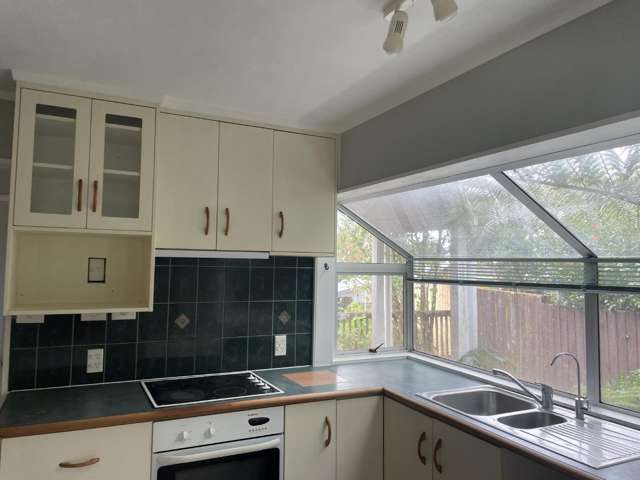 53 Poaka Avenue Dinsdale_3