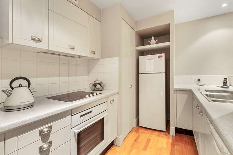 1a/18 Joseph Banks Terrace Remuera_5