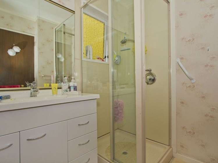 1/73 Queens Grove Lower Hutt_10