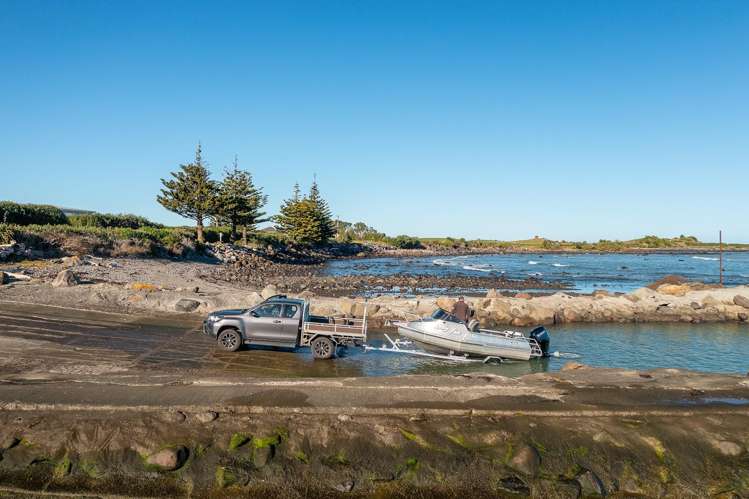 2 Anglers Ave Warea_6