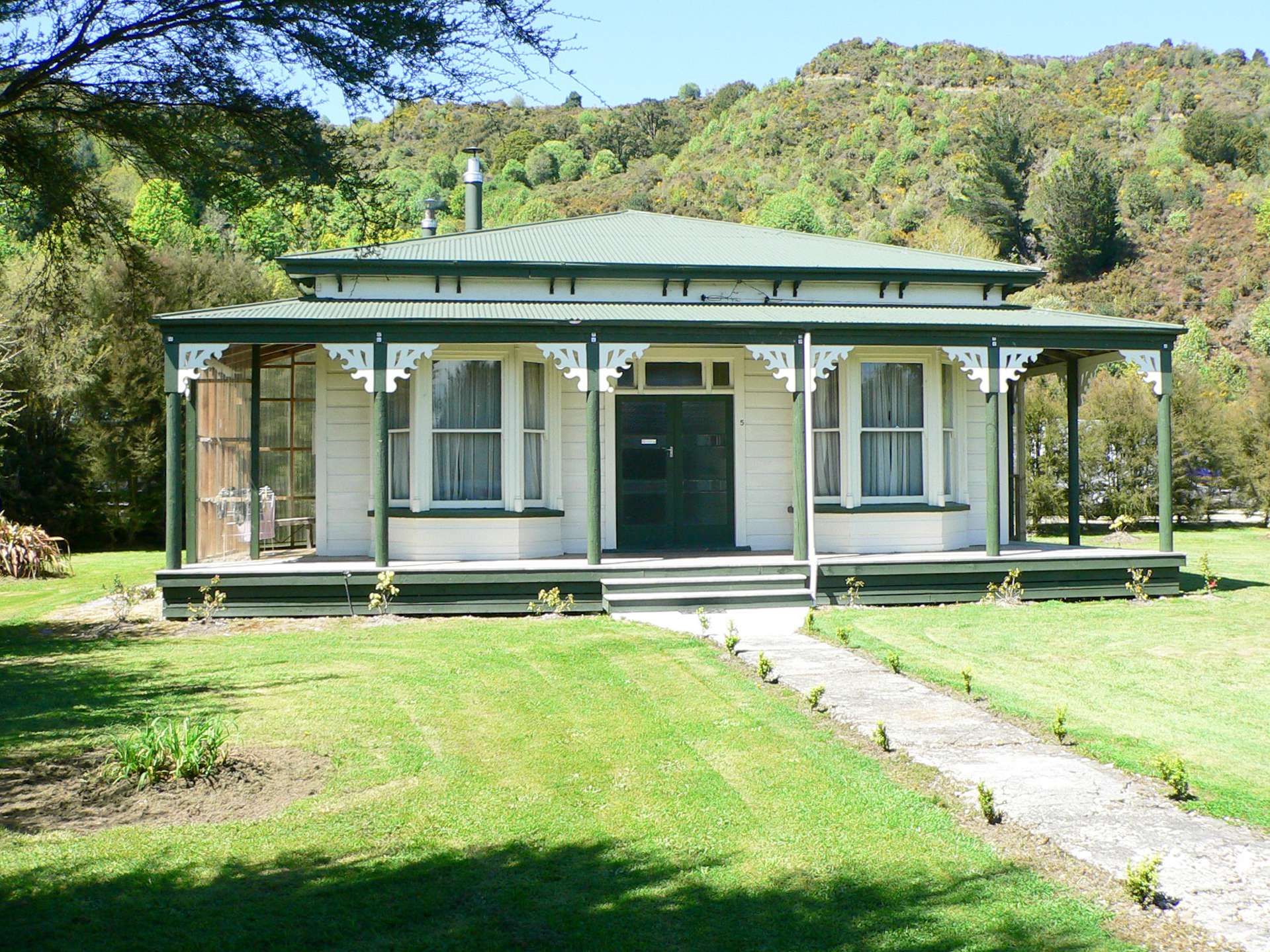 2cd Dunn Street Reefton_0