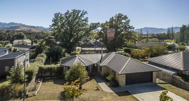 10 Hunt Place Albert Town_19