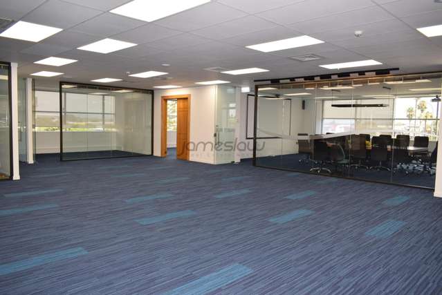 1/15 Osterley Way Manukau_3