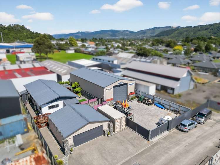 38 Montgomery Crescent Clouston Park_1