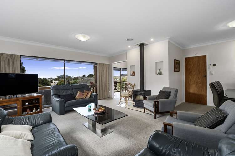 55 Eaton Crescent Matua_3