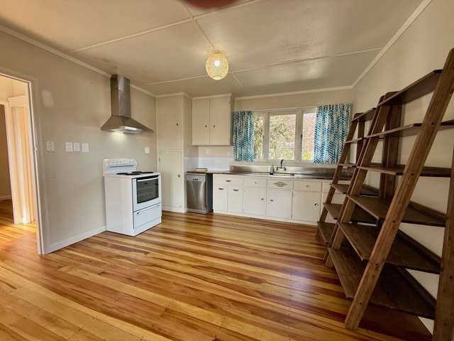 27 Lorenzen Bay Road Raglan_2