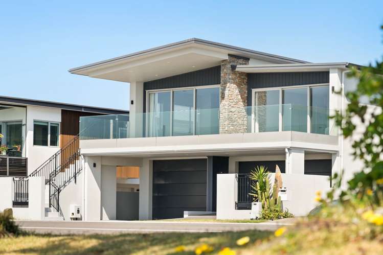 169A Marine Parade Mt Maunganui_36