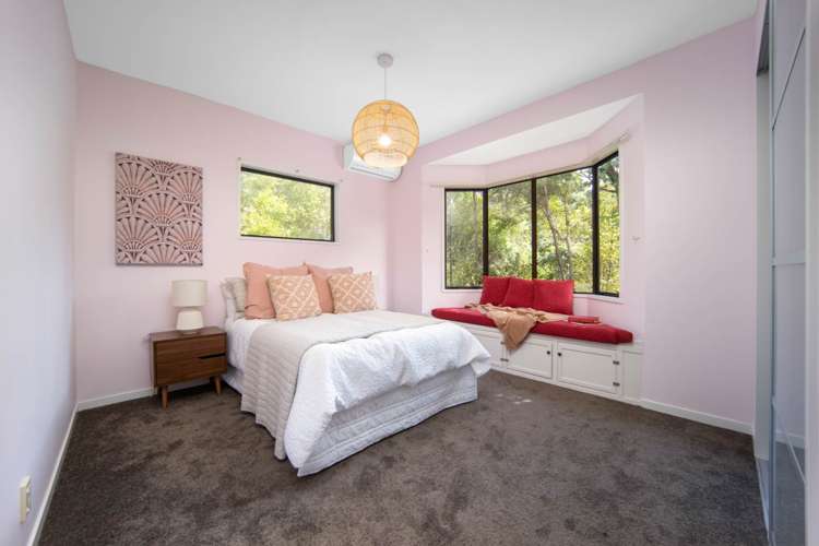 15 North Way Titirangi_14