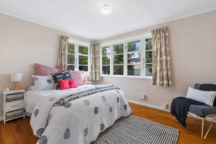 35 Philomel Crescent Bayswater_12