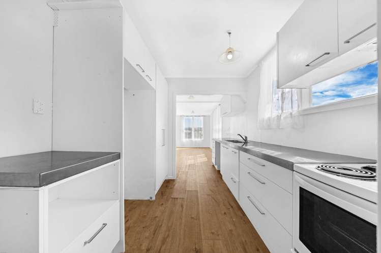32 Barbary Avenue Kelston_15
