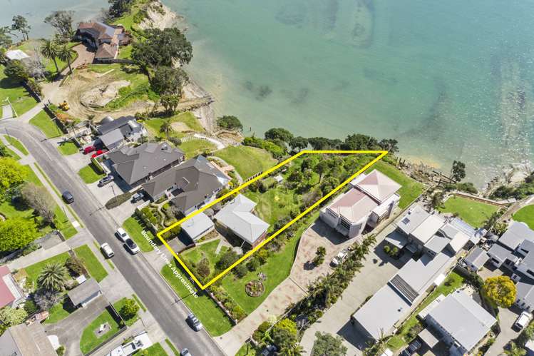 29 Hawke Crescent Beachlands_22