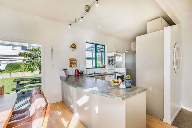 41 Pupuke Road Birkenhead_17