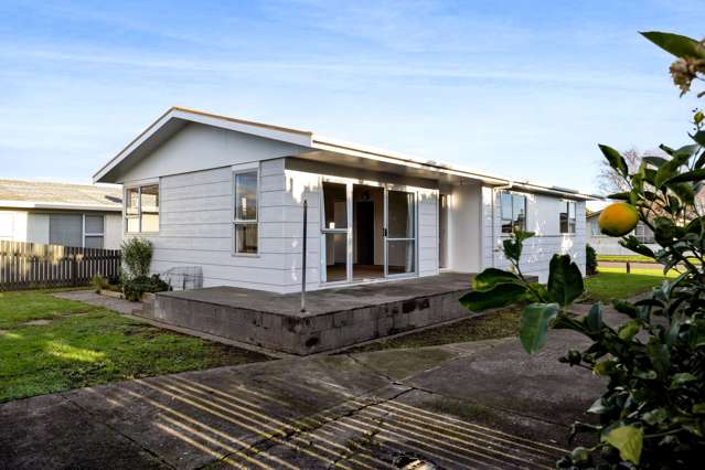 42 Kamahi Avenue Hawera_1