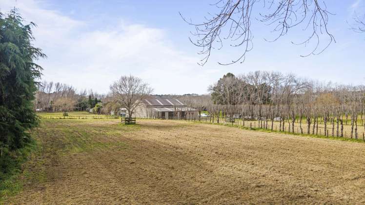 87 Croft Lane Riverhead_14