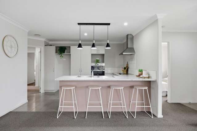 8 Blossom Grove Papamoa_4