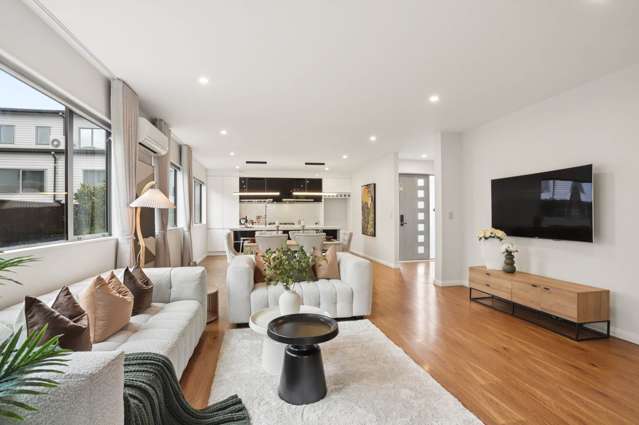 680 Mount Albert Road Royal Oak_3