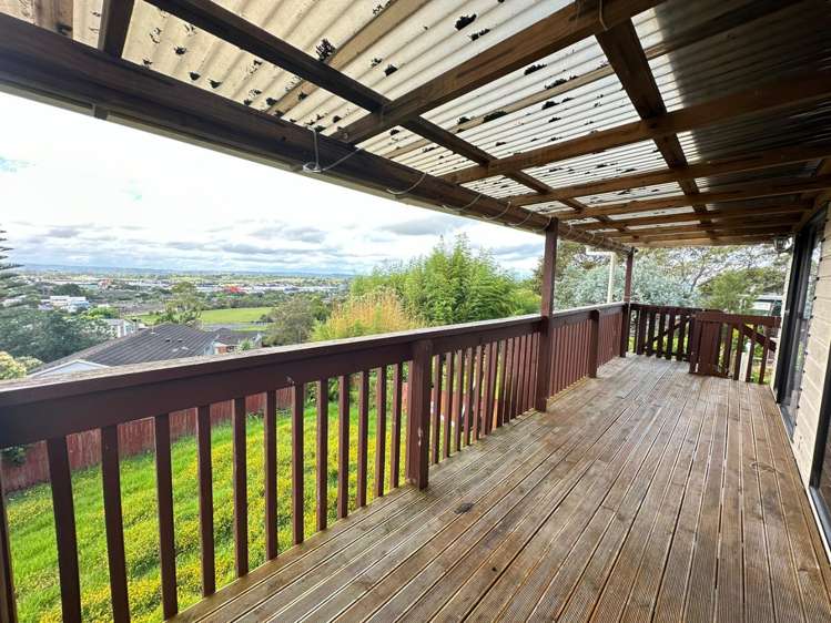 30 Royal Road Massey_18