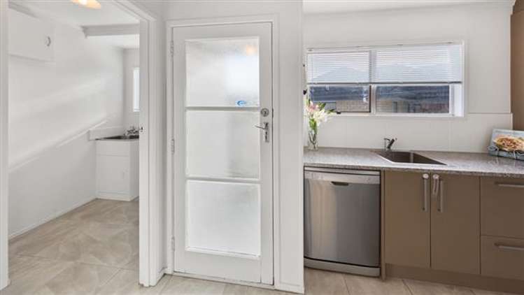 42a Kelvin Road Papakura_5