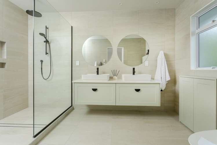 30 Bernard Magnus Lane Greenhithe_27