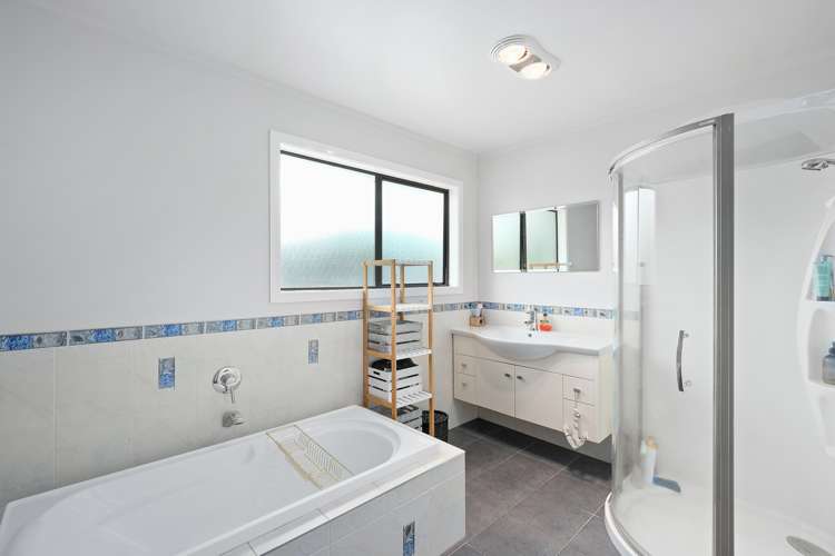 206 Maclaurin Road Makauri_16